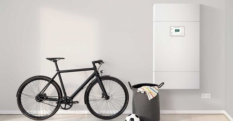 Wir installieren intelligente Stromspeichersysteme, die immer an Ihre PV-Anlage und Bedürfnisse angepasst sind. Wir installieren intelligente Stromspeichersysteme, die immer an Ihre PV-Anlage und Bedürfnisse angepasst sind.