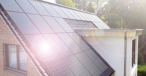 Photovoltaikanlagen sind Ihr Weg zu mehr Unabhängigkeit und Nachhaltigkeit. Photovoltaikanlagen sind Ihr Weg zu mehr Unabhängigkeit und Nachhaltigkeit.