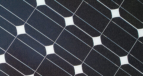 Monokristalline Solarzellen bestehen aus einem einzigen Kristall und besitzen den höchsten Wirkungsgrad.
